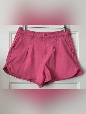 Rae Mode Pink High Rise Dolphin Hem Shorts Medium